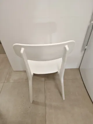 Mesa CANCIO extensible de dekton y 4 sillas