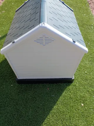Caseta/casa para perro/mascota nueva a estrenar.