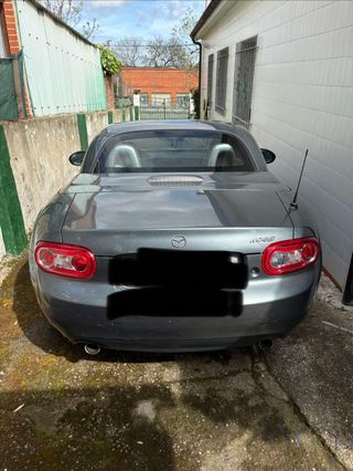 se vende mazda mx5 iruka 2011