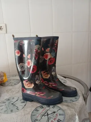 Botas de agua florales