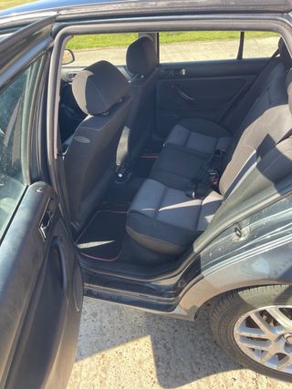Volkswagen Golf 2003