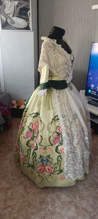 Traje de Fallera talla 38