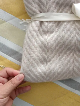 Coperta a scacchi beige e gialla