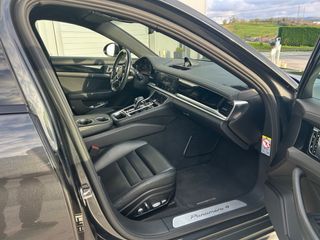 Porsche Panamera 4 E-Hybrid Approved