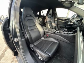 Porsche Panamera 4 E-Hybrid Approved