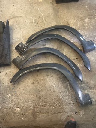 Aletines Peugeot 205
