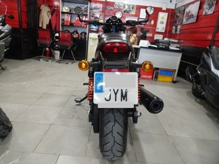 HARLEY-DAVIDSON STREET ROD 750