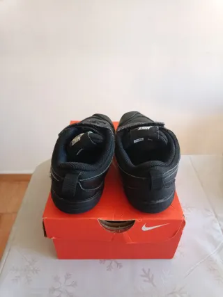 Zapatillas Nike infantil Pico 5 Talla 27 EU