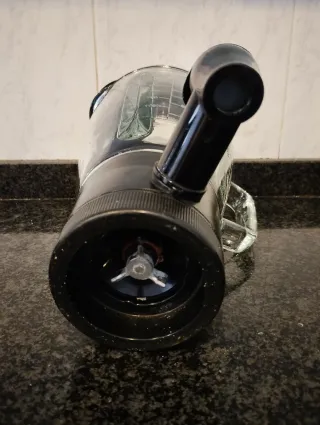 Vaso de batidora con grifo