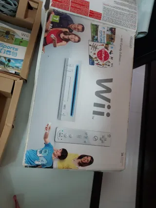 Nintendo Wii Blanca + Juegos Wii Party y Wii Sport