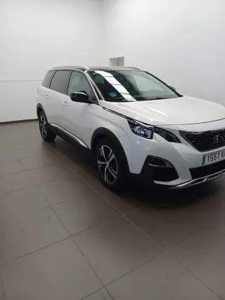 Peugeot 5008 2017