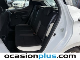 Nissan Micra 1.0 G Acenta 52 kW (71 CV)