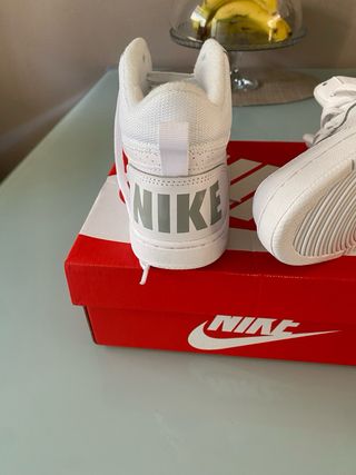 Nike blancas mujer talla 38.5
