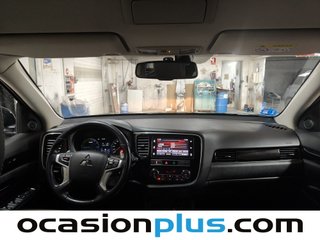 Mitsubishi Outlander 2.4 PHEV Motion 4WD Auto 165 kW (224 CV)