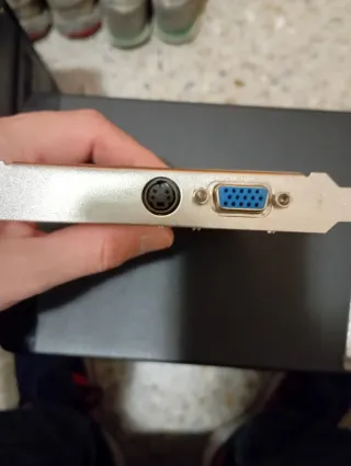 Tarjeta Gráfica NVIDIA GeForce4 MX4000 AGP 64MB