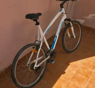 Bicicleta de Montaña Rockrider Blanca