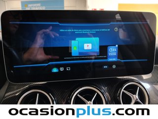 Mercedes-Benz GLA 180 90 kW (122 CV)