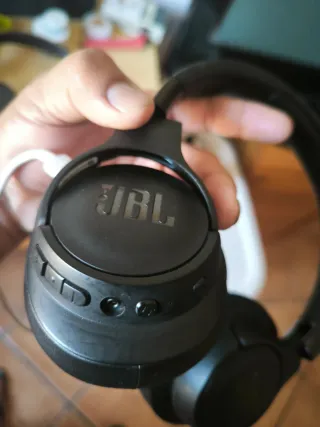 Auriculares JBL Tune 760NC Negros