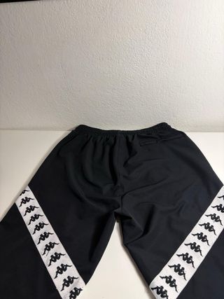 Pantaloncini Kappa neri con banda laterale