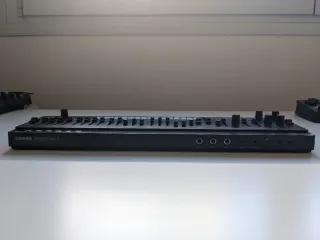 Sintetizador Analógico Donner L1 Essential