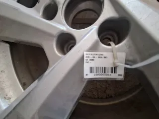 2 Llantas Audi Q3 18' 5 tornillos