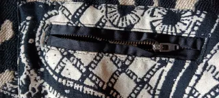 Abrigo Desigual Negro y Beige