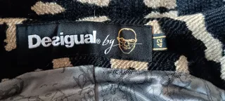 Abrigo Desigual Negro y Beige