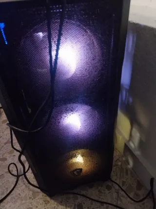 PC Gaming AMD Ryzen 5 5600x / 16gb RAM / RTX 4060