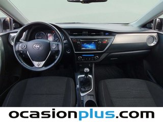 Toyota Auris 90D Active 66 kW (90 CV)
