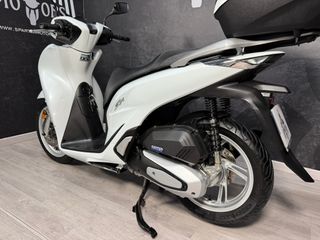Honda SHi 125 ABS Blanca