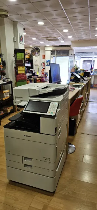 Traspaso Kiosko papelería. C. Lepanto 15 Castellón