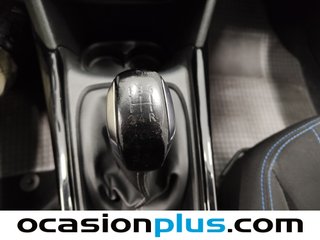 Peugeot 2008 BlueHDi 100 Signature 73 kW (100 CV)
