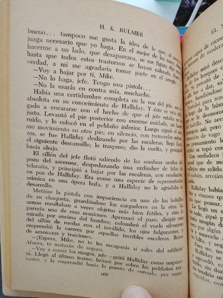 Libro El mundo en llamas de H. K. Bulmer Ed Novaro