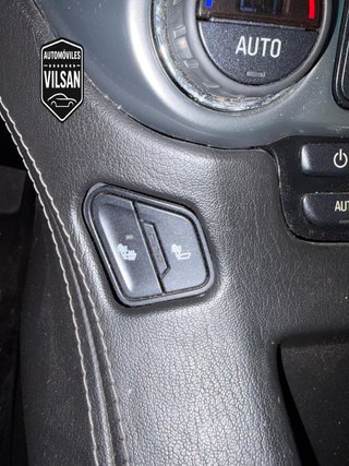 Chevrolet Suburban LT