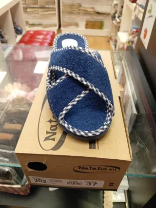 Zapatillas nuevas talla 37