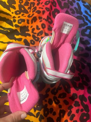 Patines infantiles unicornio y arcoíris