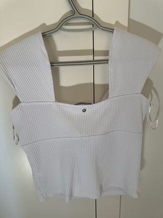 Blusa Guess Blanca Nudo Delantera