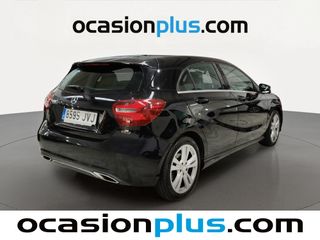 Mercedes-Benz Clase A 180 Urban 90 kW (122 CV)