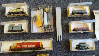 Maqueta trenes Ibertrén con locomotora y vagones