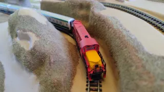 Maqueta trenes Ibertrén con locomotora y vagones