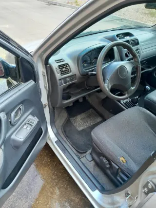 Suzuki Ignis 2002