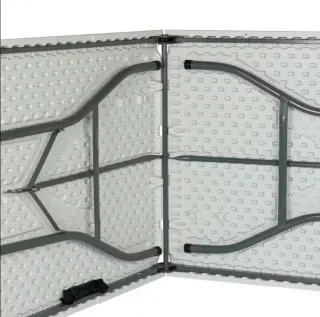 Mesa Plegable Resina Reforzada 1.50m