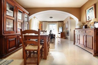 Piso en venta en Nueva Andalucía centro en Marbella