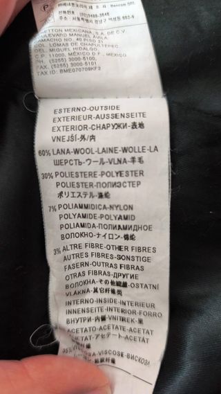 Abrigo de hombre gris y negro