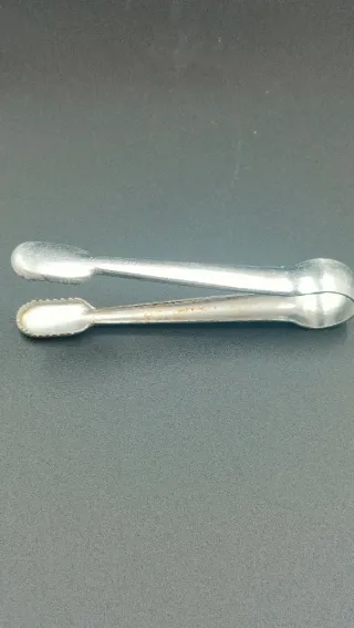 Cubitera Cristal Tallado con Pinzas