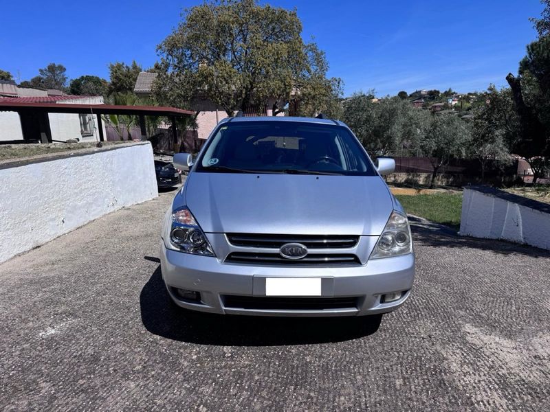 KIA Carnival 2006 - foto 1