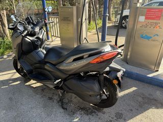 Yamaha X-MAX 300 Gris 2017
