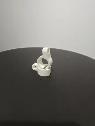 Anillo para sujetar cigarrillos