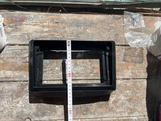 Marco pantalla Mercedes VITO