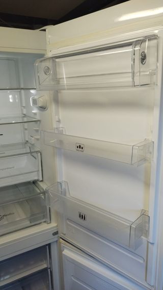 Frigorífico Whirlpool 1.90x60 No Frost